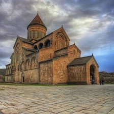 Схема вышивки «სვეტიცხოველი»