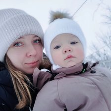 Схема вышивки «Девушка с дочерью»