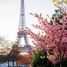 Схема вышивки «Эйфелева башня»