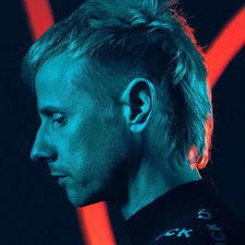 Dominic Howard (Muse)