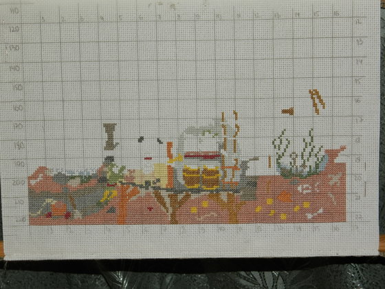 Этап процесса «"Gut Thru Castle" от Bothy Threads»