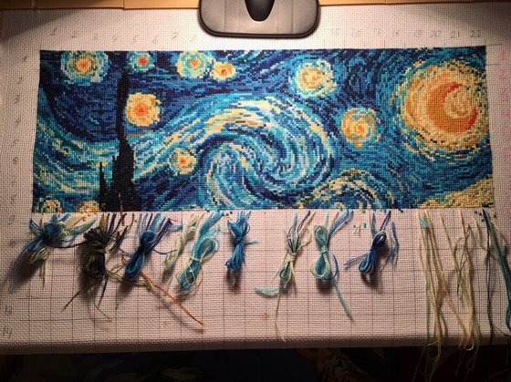 Этап процесса «Картина Винсента Ван Гога "Звездная ночь"»