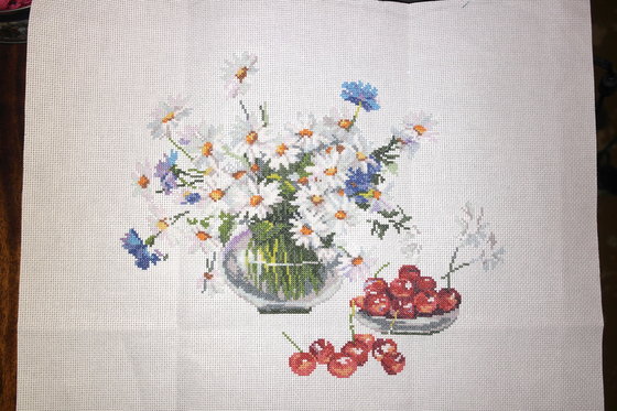 Этап процесса «Ромашки и черешня»