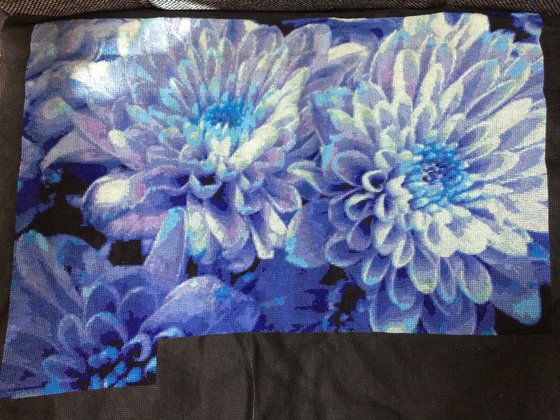 Этап процесса «Голубые хризантемы»