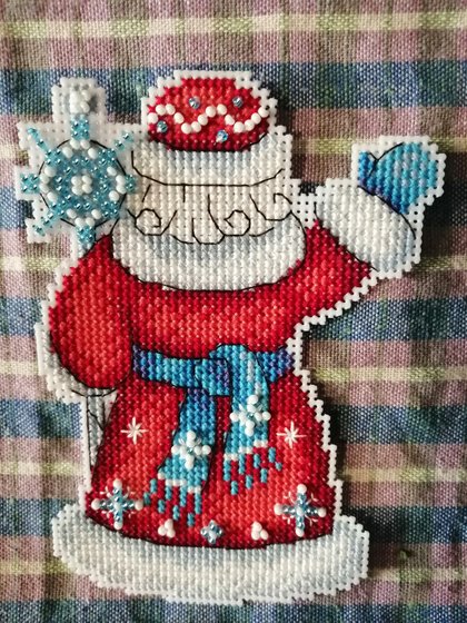 Этап процесса «М. П. Студия - Игрушки на пластиковой канве.»