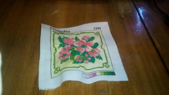 Этап процесса «вышивка крестом орхидеи»