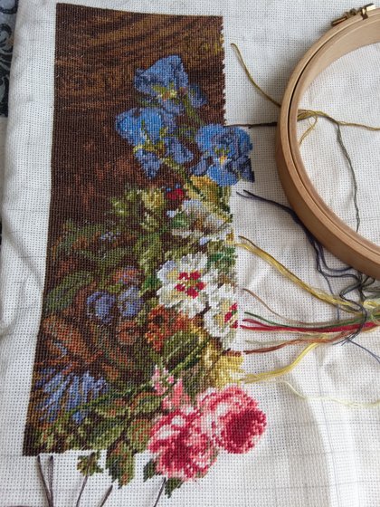 Этап процесса «Гобелен "Парадный букет"»