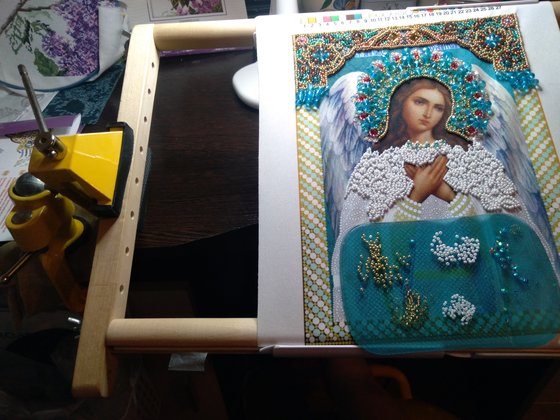 Этап процесса «Икона Ангел-Хранитель. Бисер»