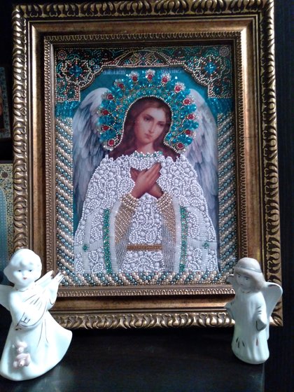 Этап процесса «Икона Ангел-Хранитель. Бисер»