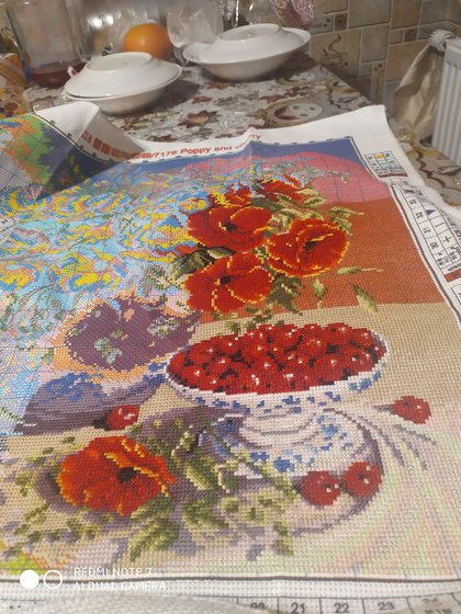 Этап процесса «Натюрморт маки и вишни»