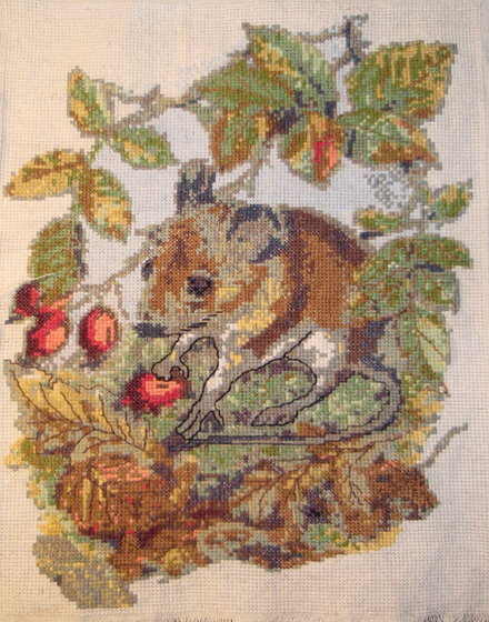 Этап процесса «Мышка в шиповнике»