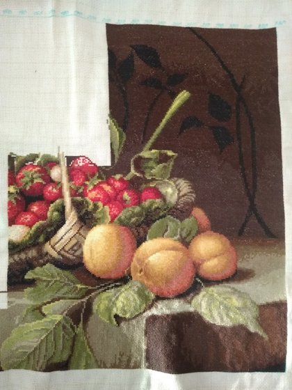 Этап процесса «Корзина с клубникой Luca-s»