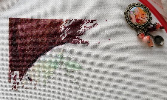 Этап процесса «Процесс многоцветной вышивки по схеме Ольги Б. - за грибами»