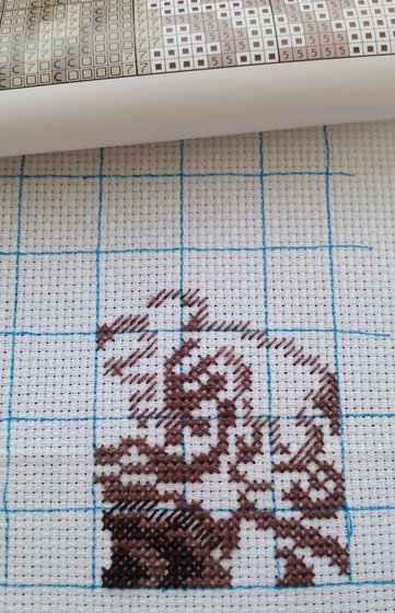 Этап процесса «Белые цветы. Открытый свету.»