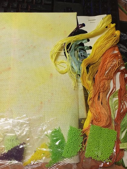 Этап процесса «Солнечный букет от чаривна мить»