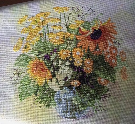 Этап процесса «Солнечный букет от чаривна мить»