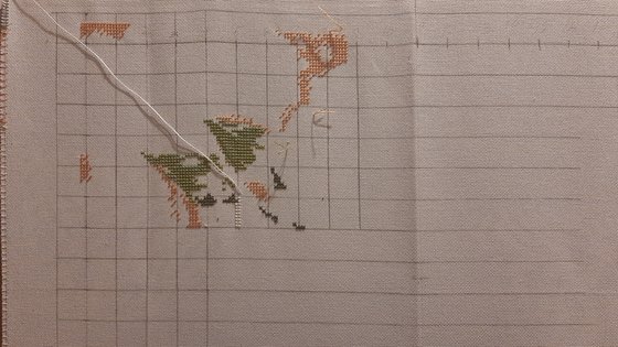 Этап процесса «Белые розы -подушечка»