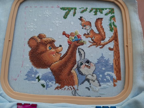 Этап процесса «Новогодний сарожок по советским открыткам В. Заруби6а»