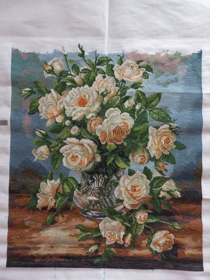 Этап процесса «Букет белых роз»