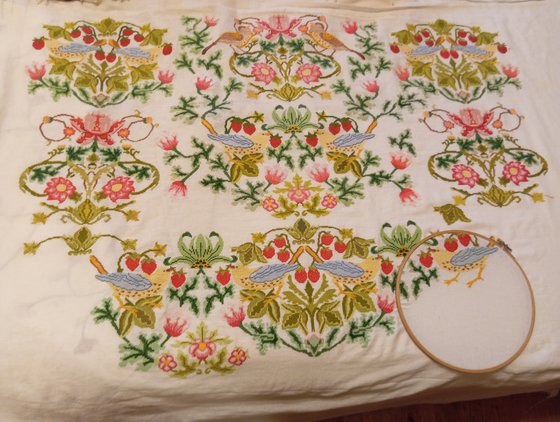 Этап процесса «Воришки земляники»